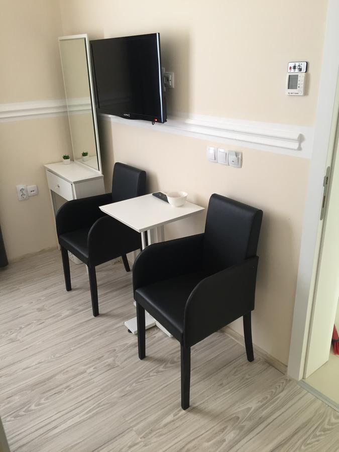 Villa Palace Novi Sad Eksteriør bilde