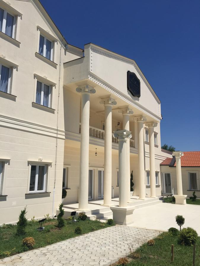 Villa Palace Novi Sad Eksteriør bilde